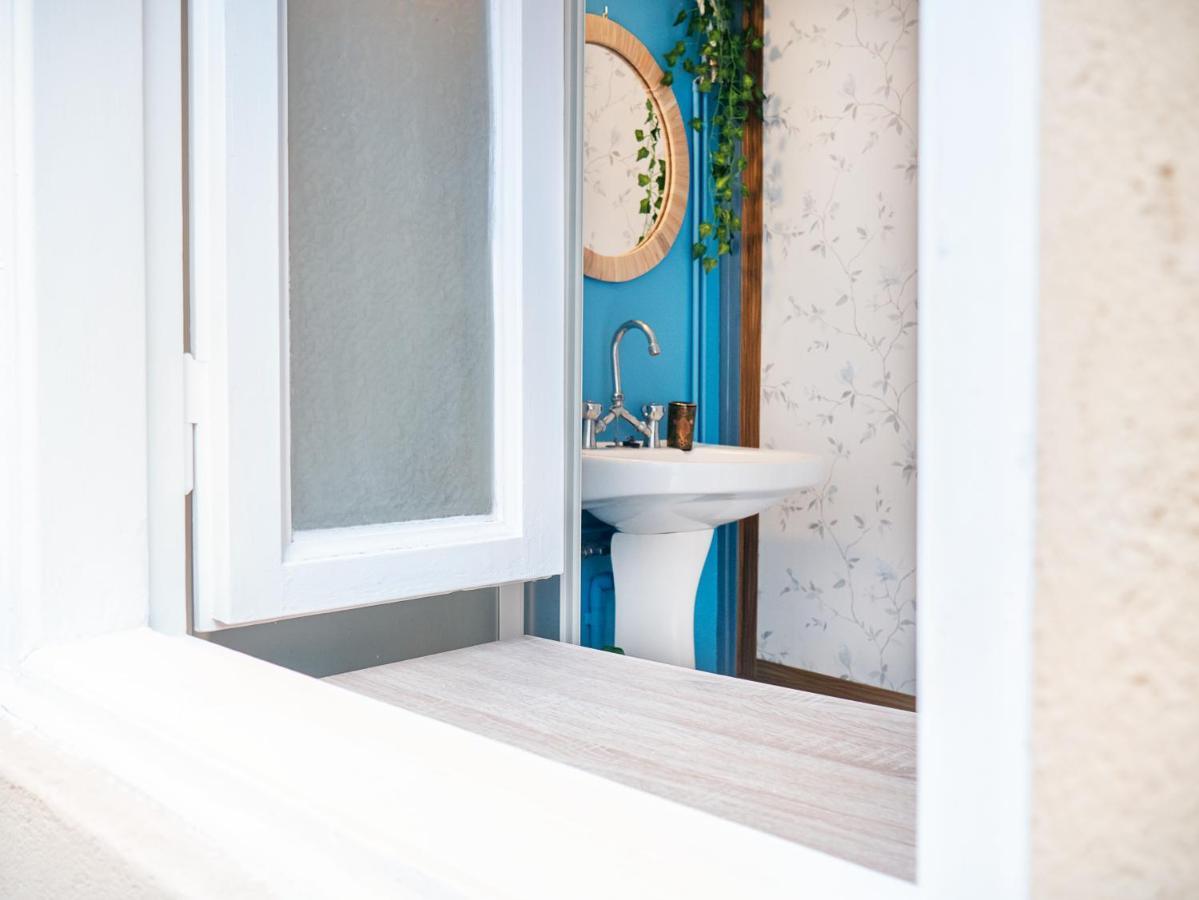 The Arcade Apartment Athens Luaran gambar